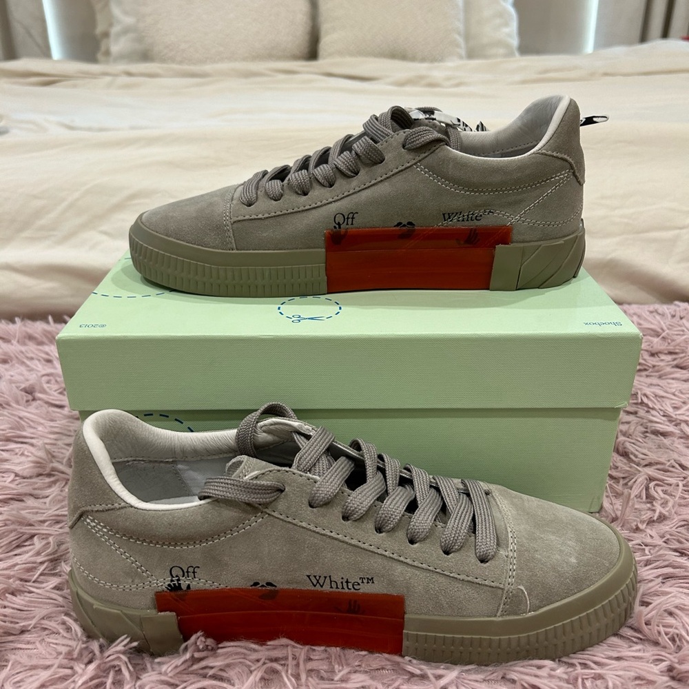 Off-White Vulcanized Suede Low-Top Sneakers
